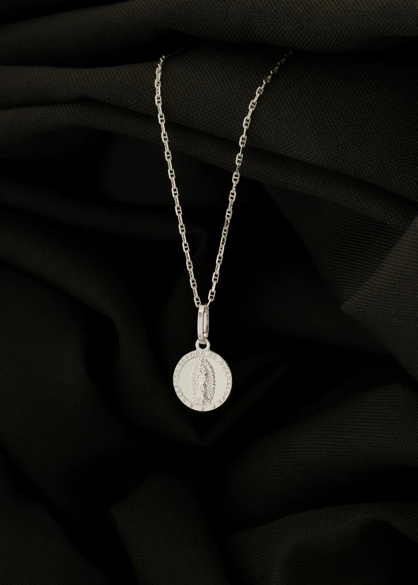 Dije virgen de guadalupe 1,2 cms, plata ley 925