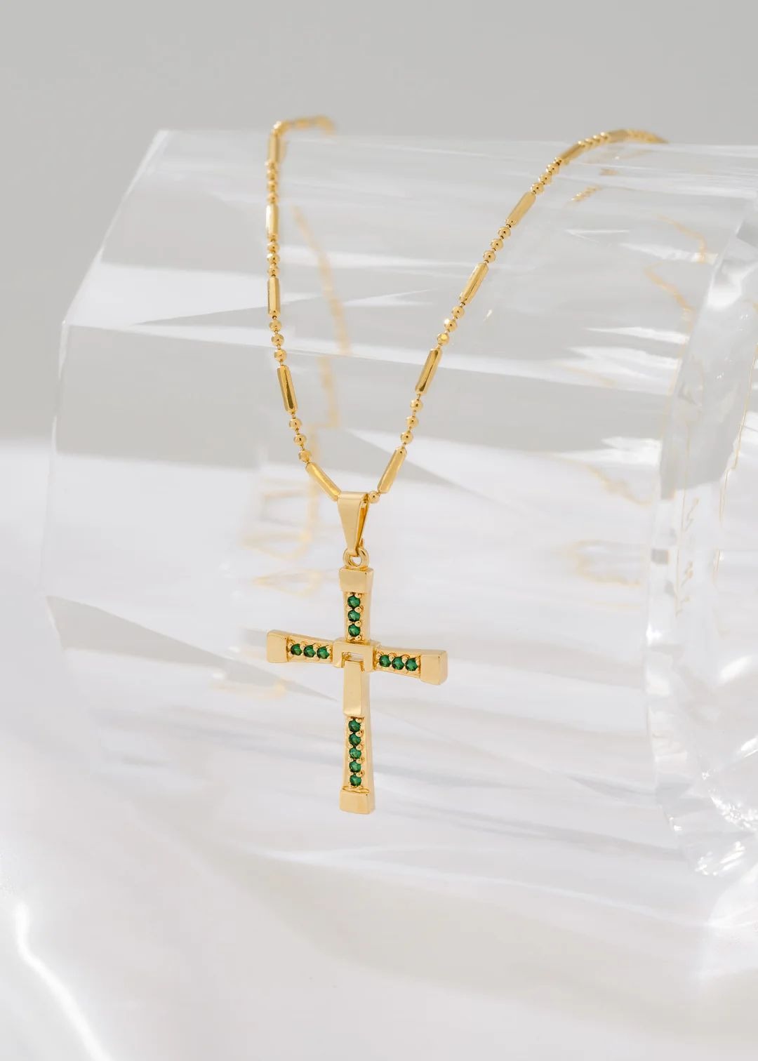 Cadena canutillo militar 65 Cms +dije Cruz toretto verde